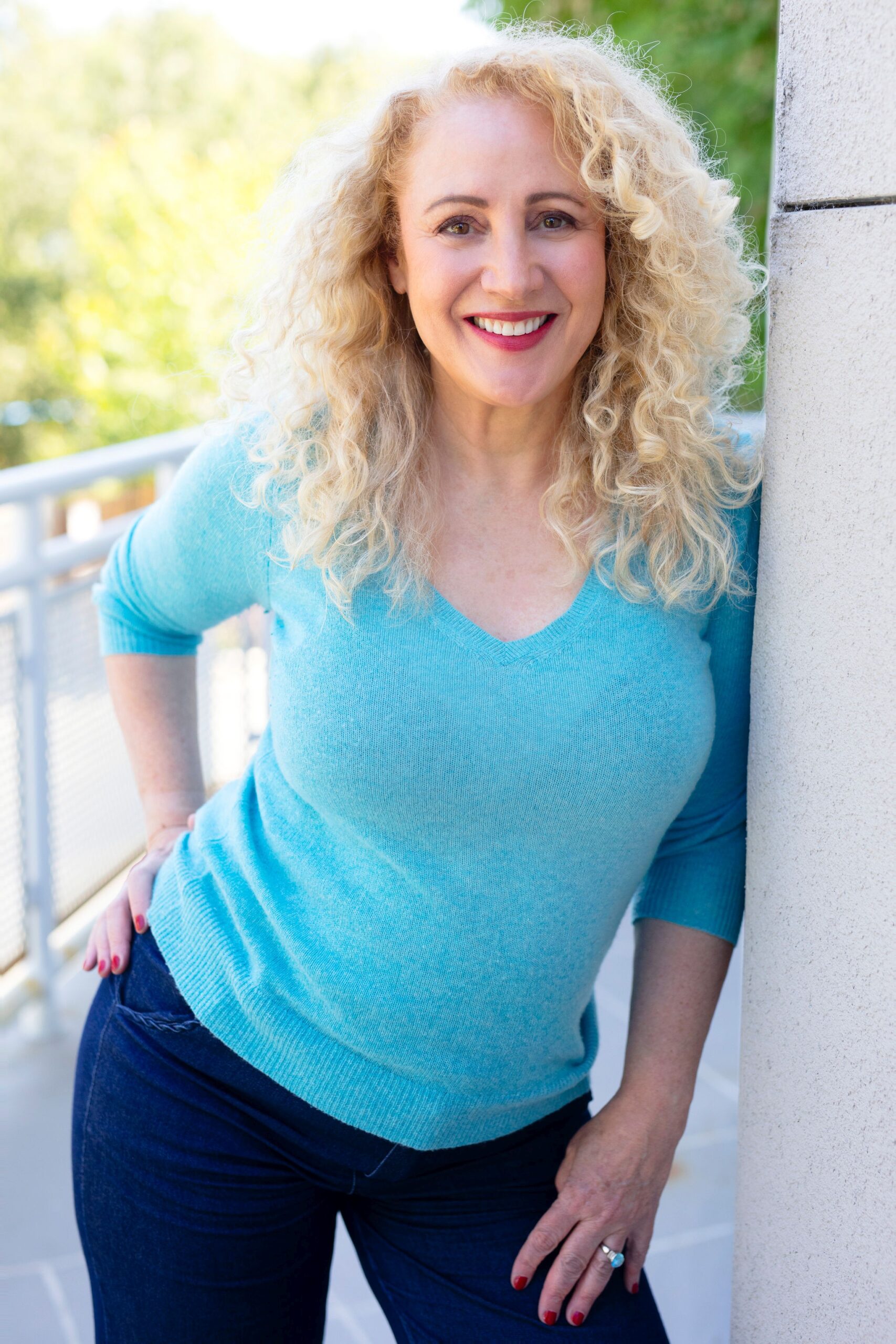 Dr. Lori Buckley is a transformation coach and relationship and sex expert in Pasadena, CA